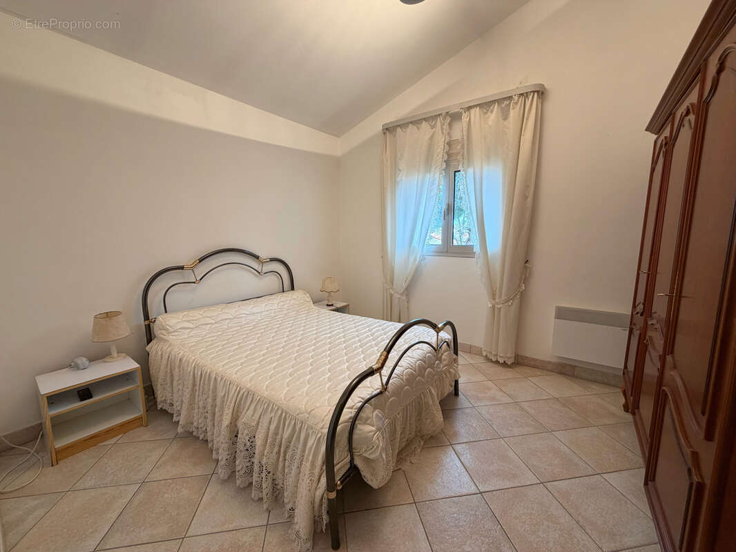 Maison à SAINT-CYPRIEN