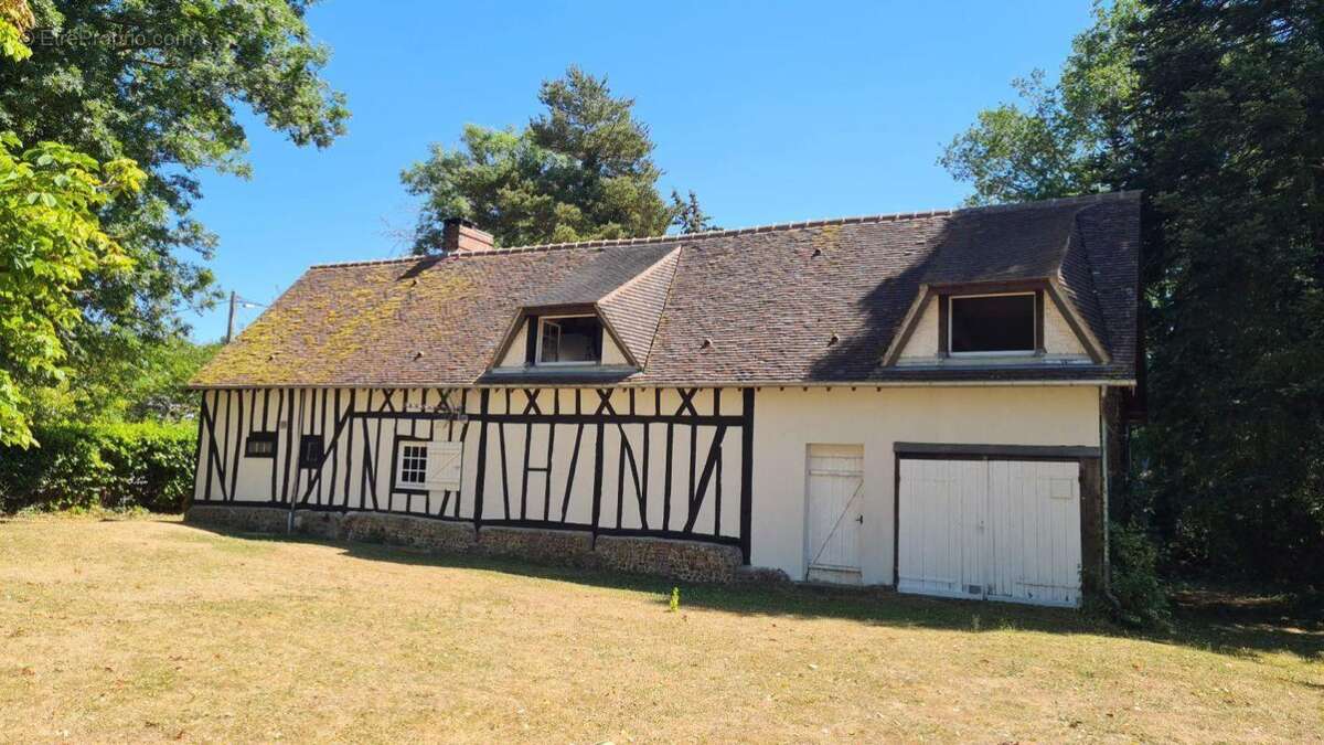 Maison 160 m² à Neaufles-Auvergny  - photo 2