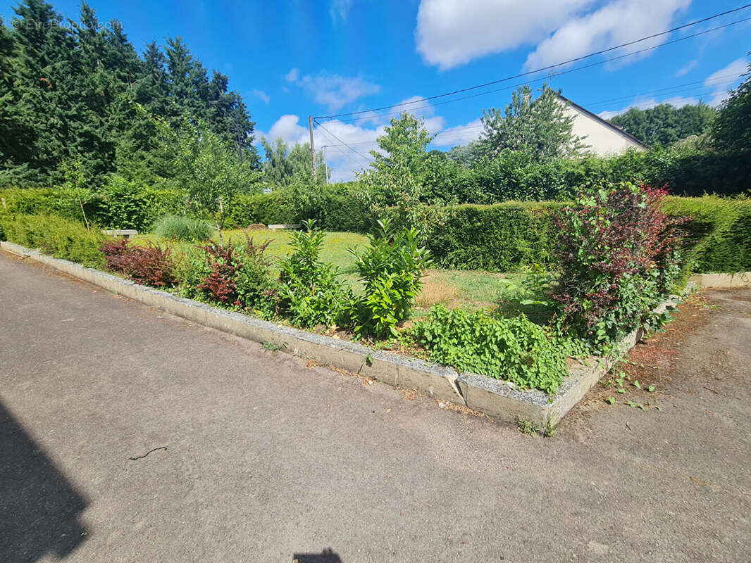 Pavillon sur sous-sol 5 chambres a vendre damigny - photo 4