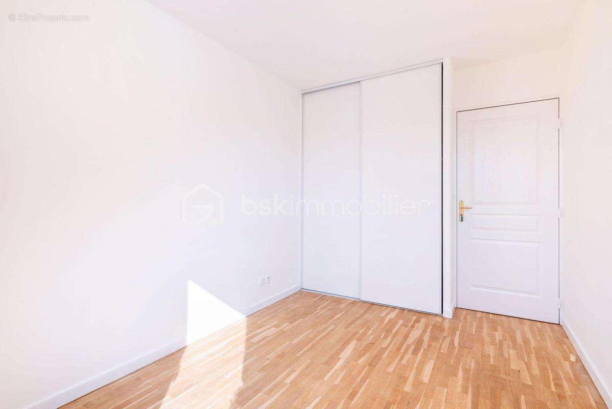 Appartement t3 – centre-ville – tram t10 - photo 8