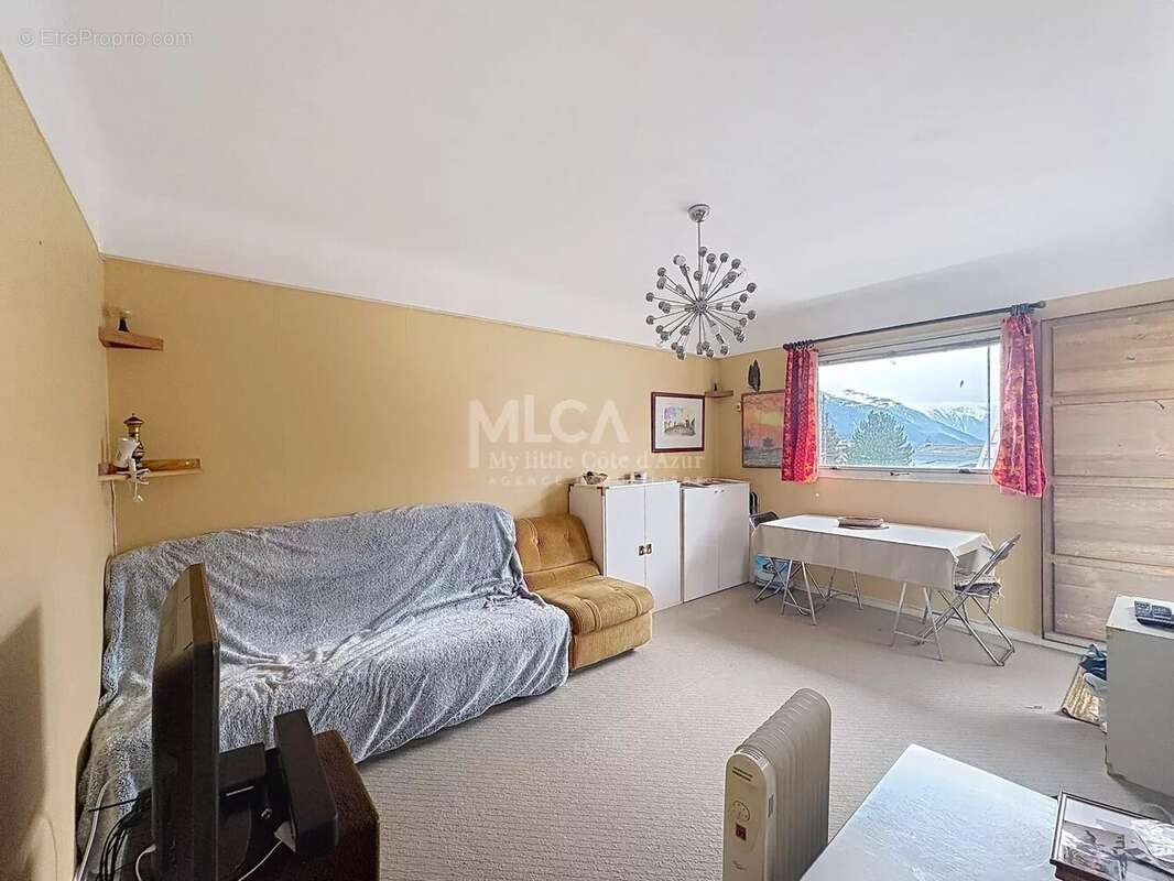 Appartement à SAINT-ETIENNE-DE-TINEE