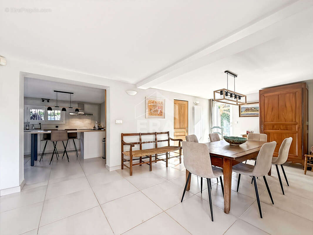 Maison à BOUC-BEL-AIR