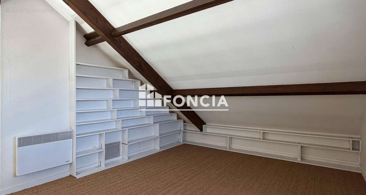 Duplex de 4 pièces au dernier étage de 115 m2 au sol à Saint Maur des Fossés - photo 10