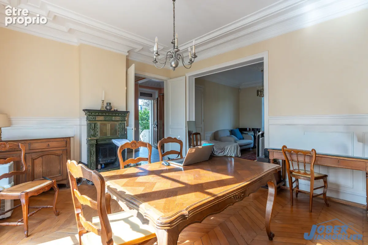 Maison 8 pièces 180 m² à vendre à Nogent-Sur-Marne (94130) - photo 2