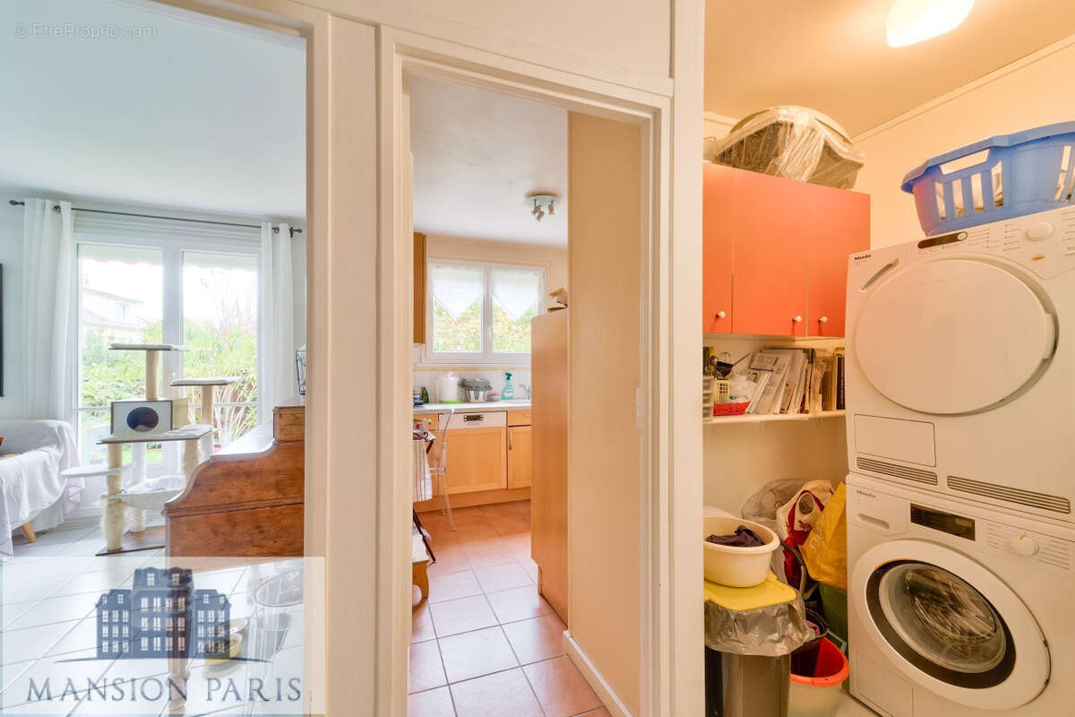 Appartement à SAINT-MAUR-DES-FOSSES