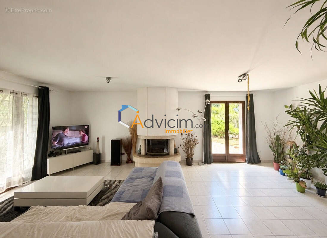 Maison 85 m² à Sache  - photo 3
