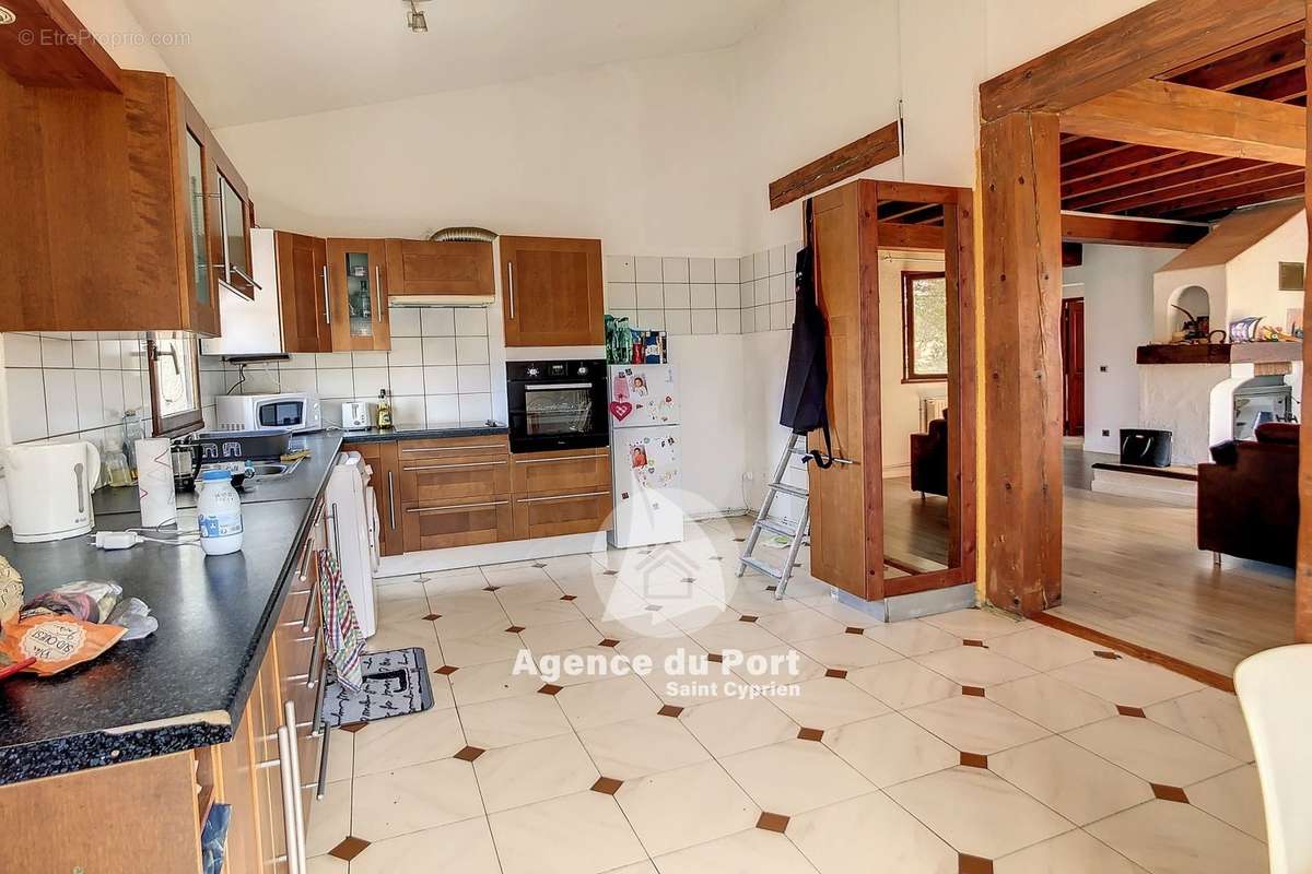 Maison à SAINT-CYPRIEN