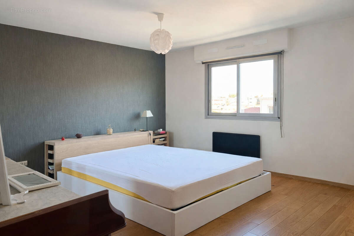 Appartement à MARSEILLE-9E