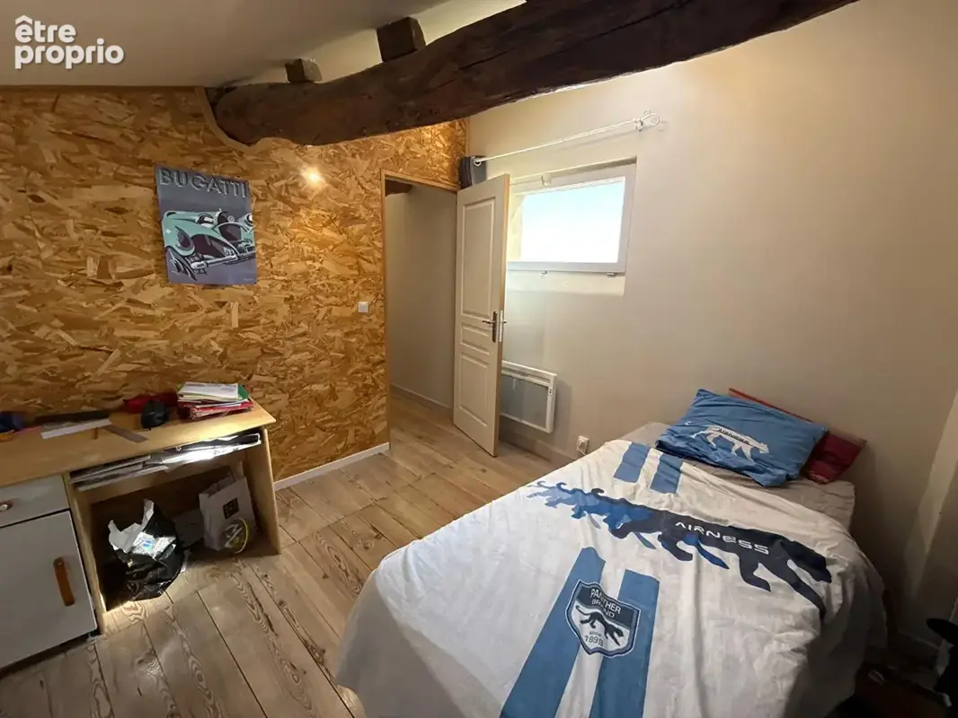 Maison de rue 103m² entièrement rénovée - Boffres - photo 12