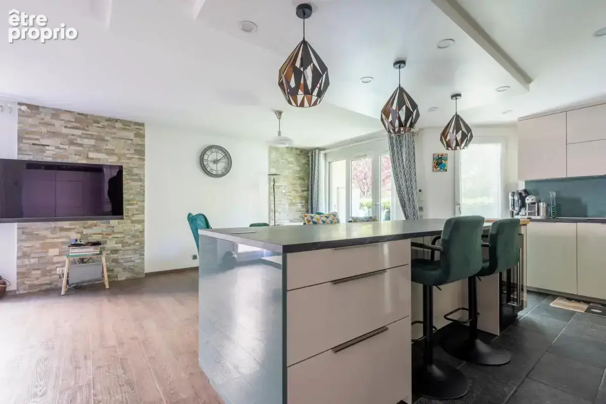 Appartement de 4 pièces de 92 m² au Bourget - photo 5