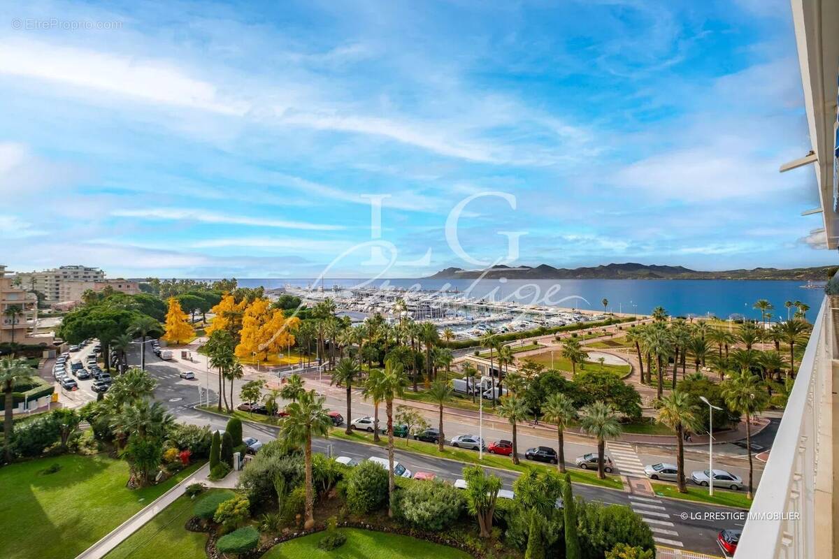 Appartement à CANNES