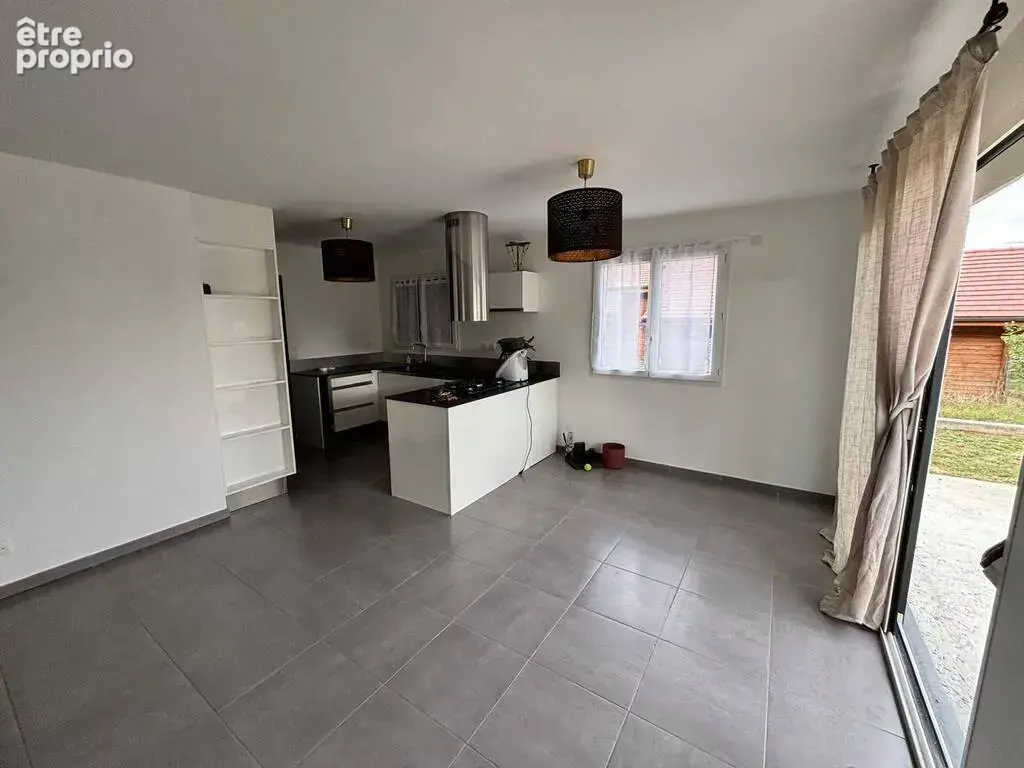 Maison 4 pièces 85 m² Crozet - photo 4