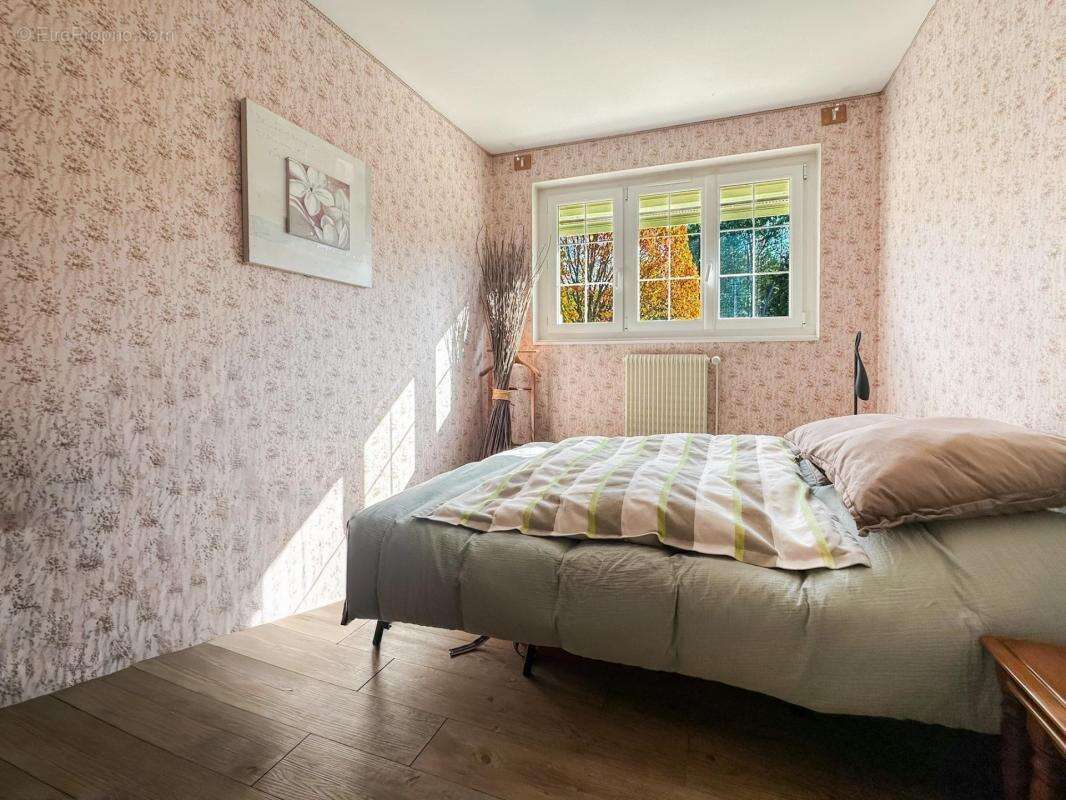 Maison à YVRE-L&#039;EVEQUE