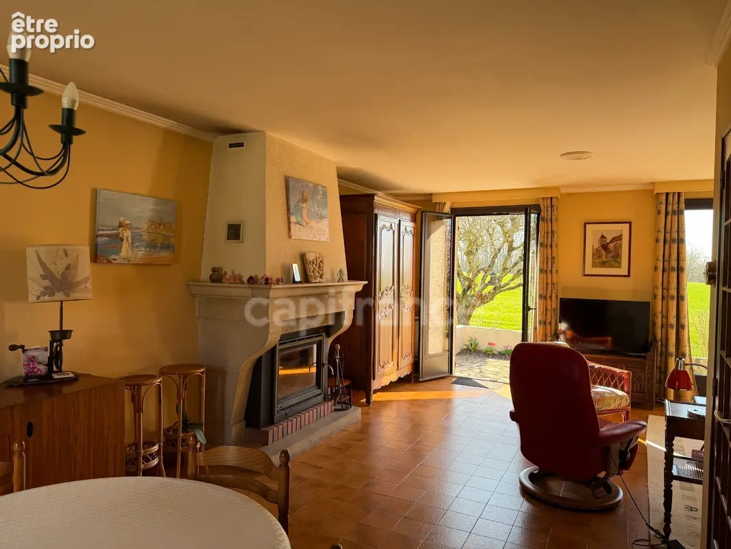 Maison à vendre 7 pièces  de 141 m2 Saint Georges sur Baulche (89) 4 chambres.  Sous sol.  Terrain 600 m2 - photo 6