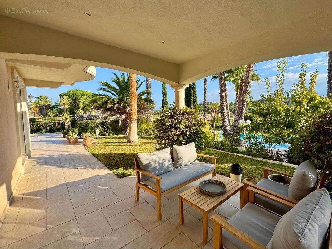 Maison à SAINT-RAPHAEL