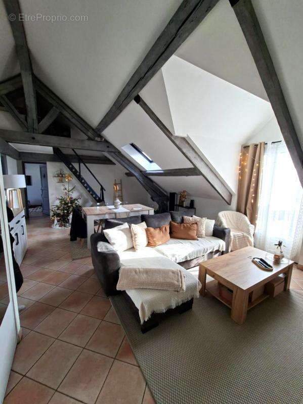Appartement à AUVERS-SUR-OISE
