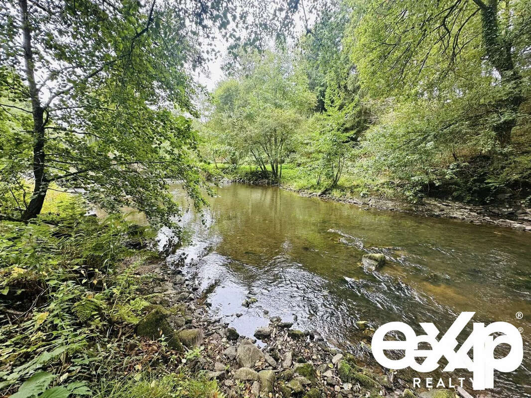 Maison à SENS-DE-BRETAGNE