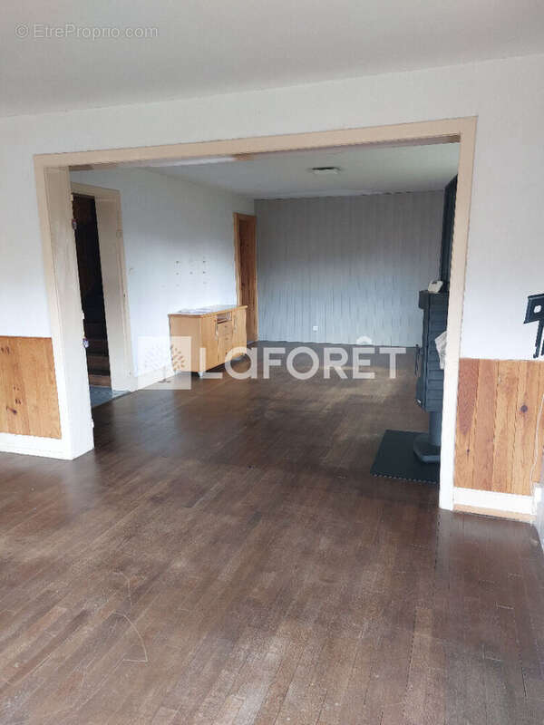 Maison à BOIS-DE-CHAMP