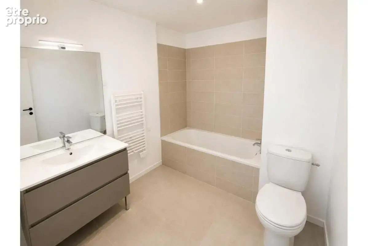 Grand STUDIO de 40 m² avec balcon  à Nice - photo 4