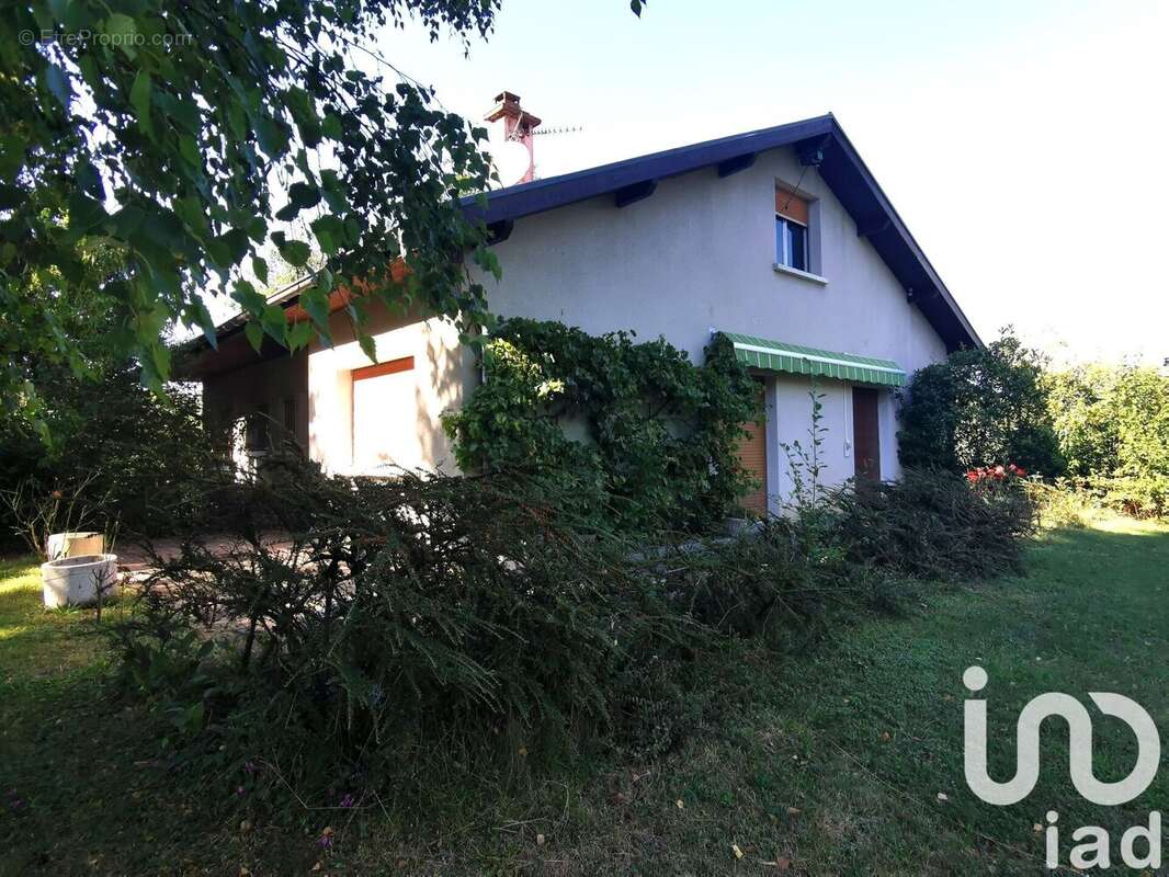 Photo 3 - Maison à BRIE-ET-ANGONNES