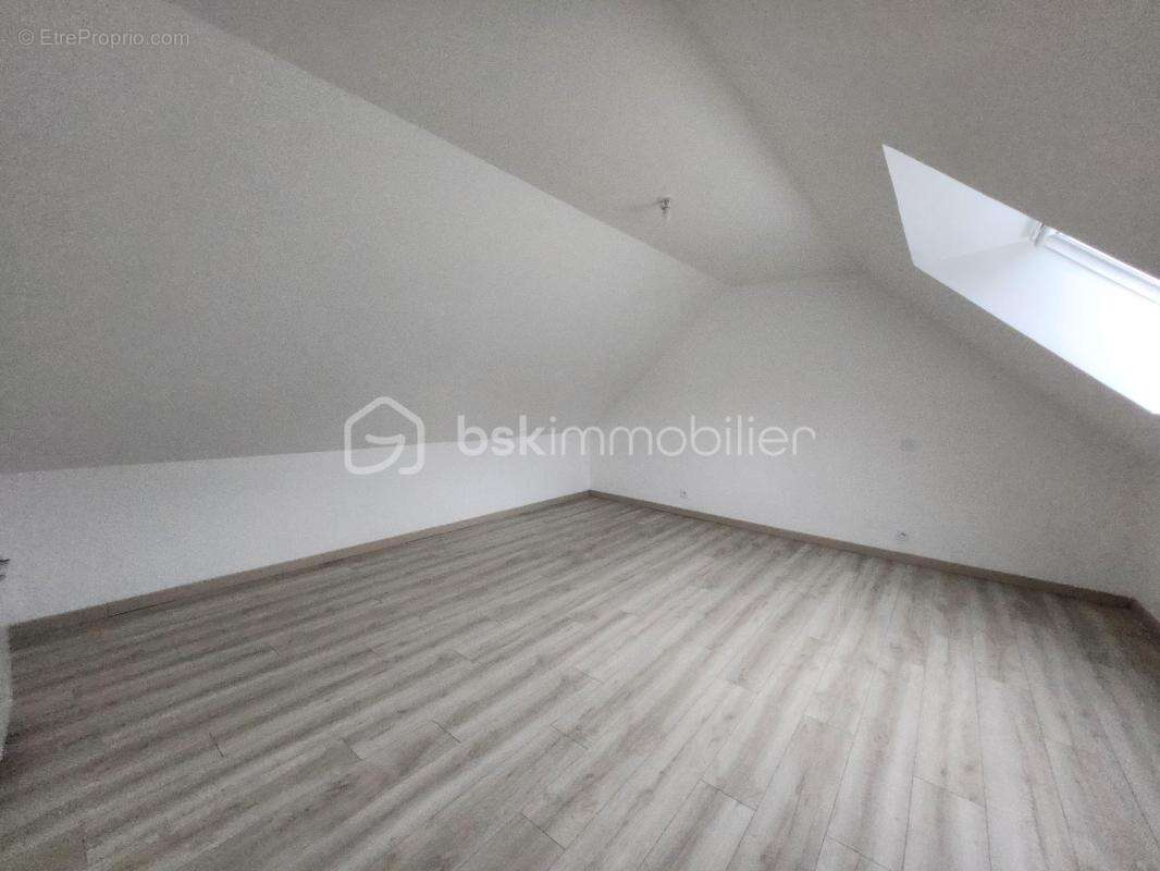 Maison à GRAND-CHAMP