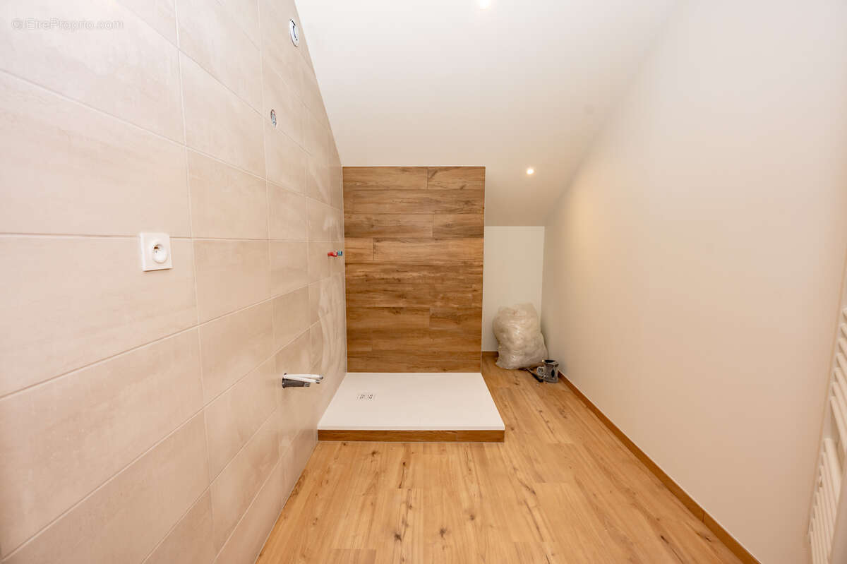 Appartement à MOUTHE