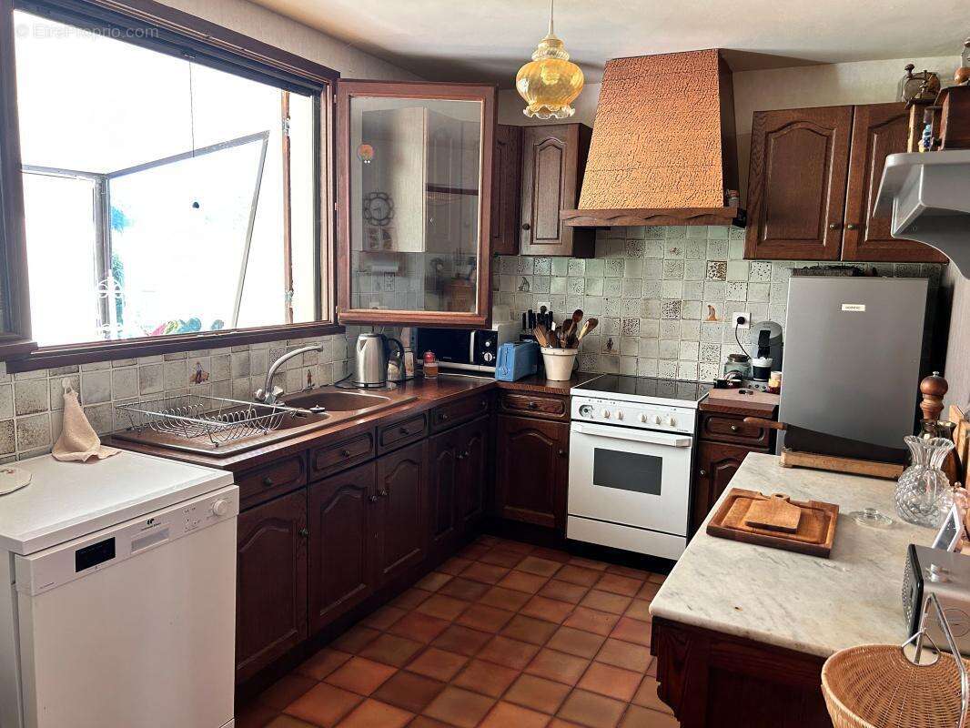 Maison à MONTBRUN-LES-BAINS