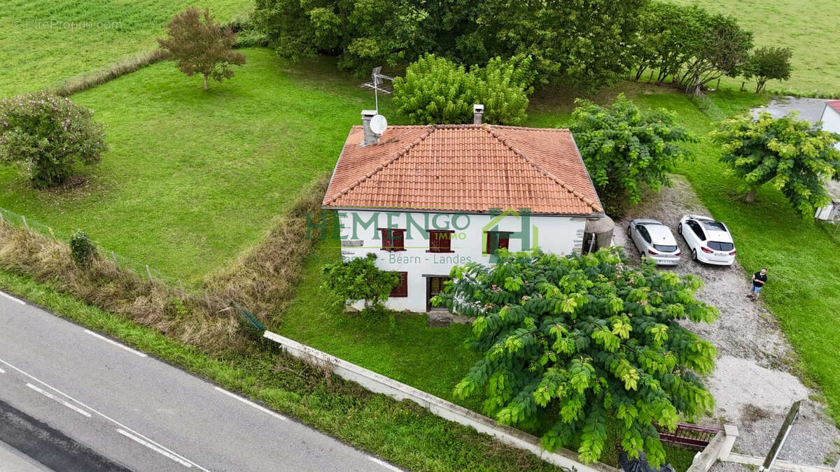 Maison à DOMEZAIN-BERRAUTE