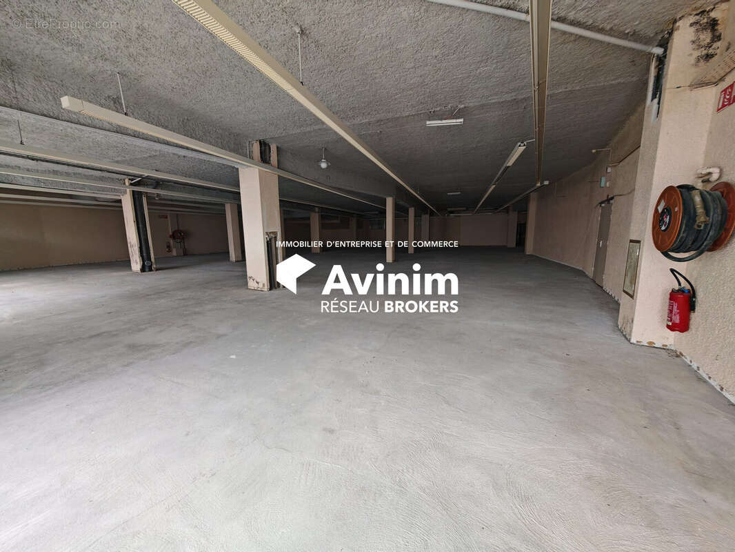 Commerce à PARTHENAY