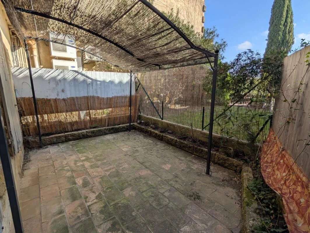 Appartement à REMOULINS