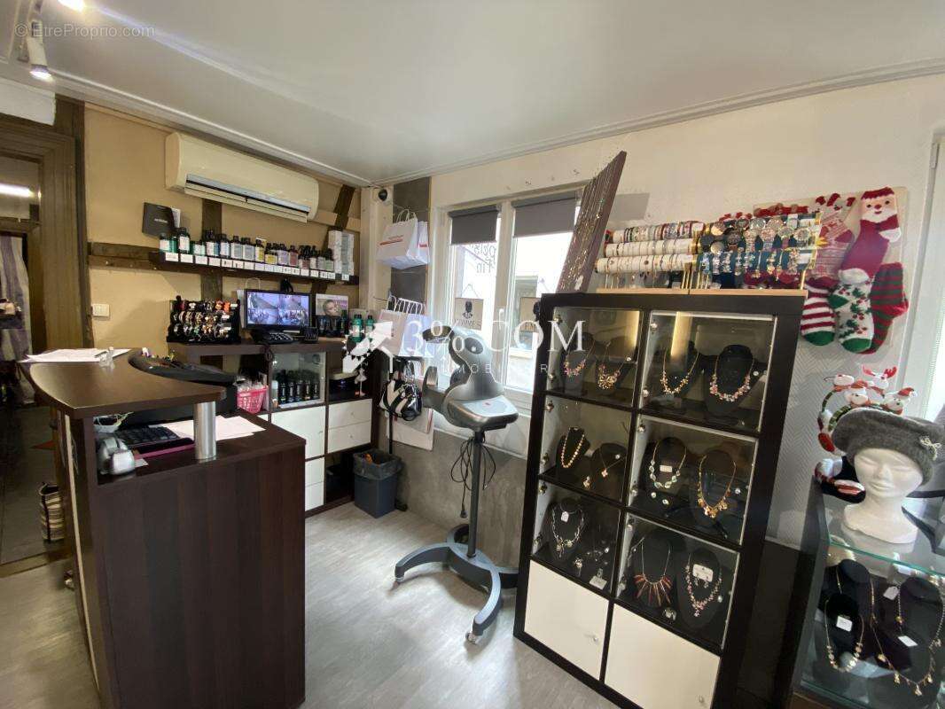 Commerce à HOENHEIM