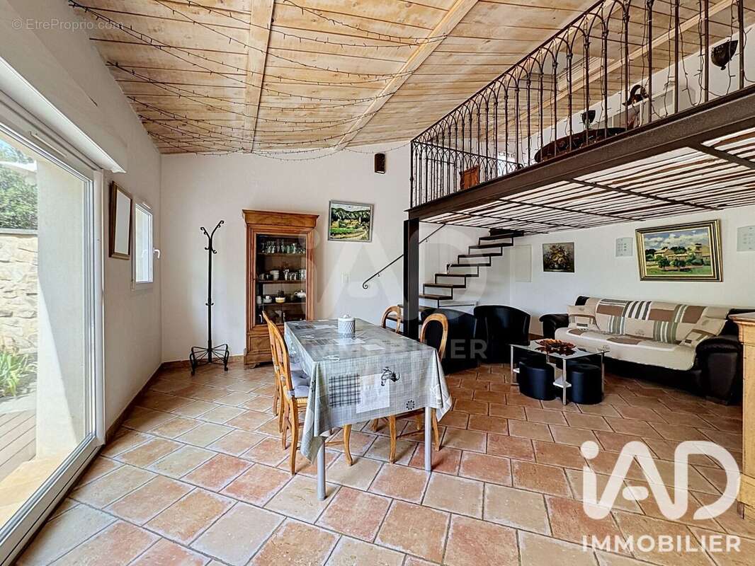 Maison 72 m² à Villars  - photo 6
