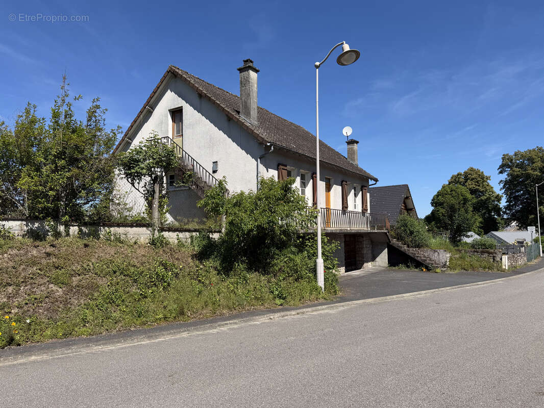 Maison avec garage - photo 2