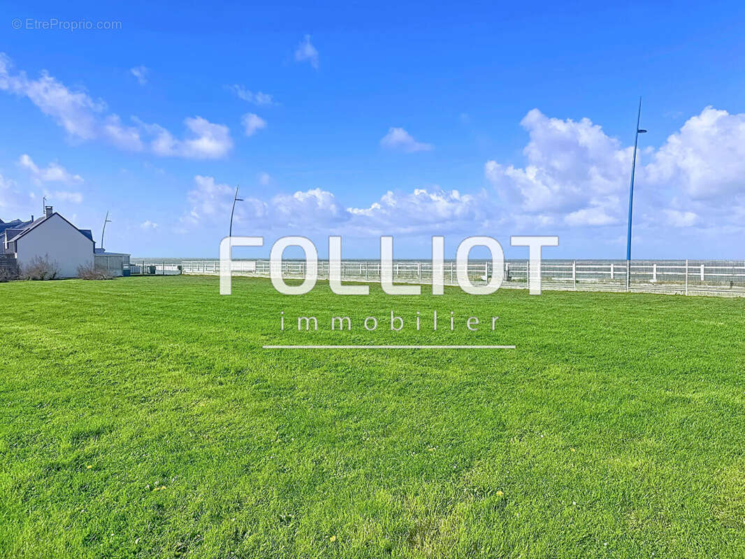 Appartement à LION-SUR-MER