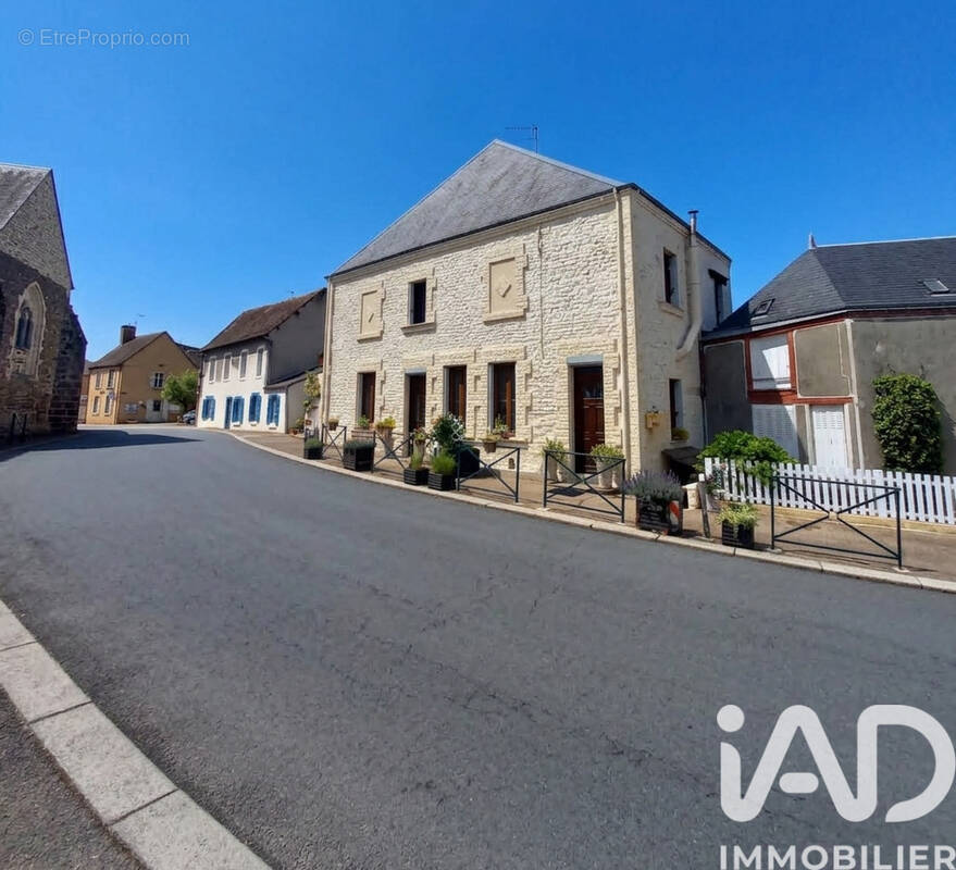 Photo 1 - Maison à SURY-ES-BOIS