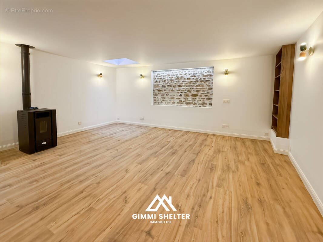 Chauriat - Maison de bourg rénové - 63,8 m2 - photo 3