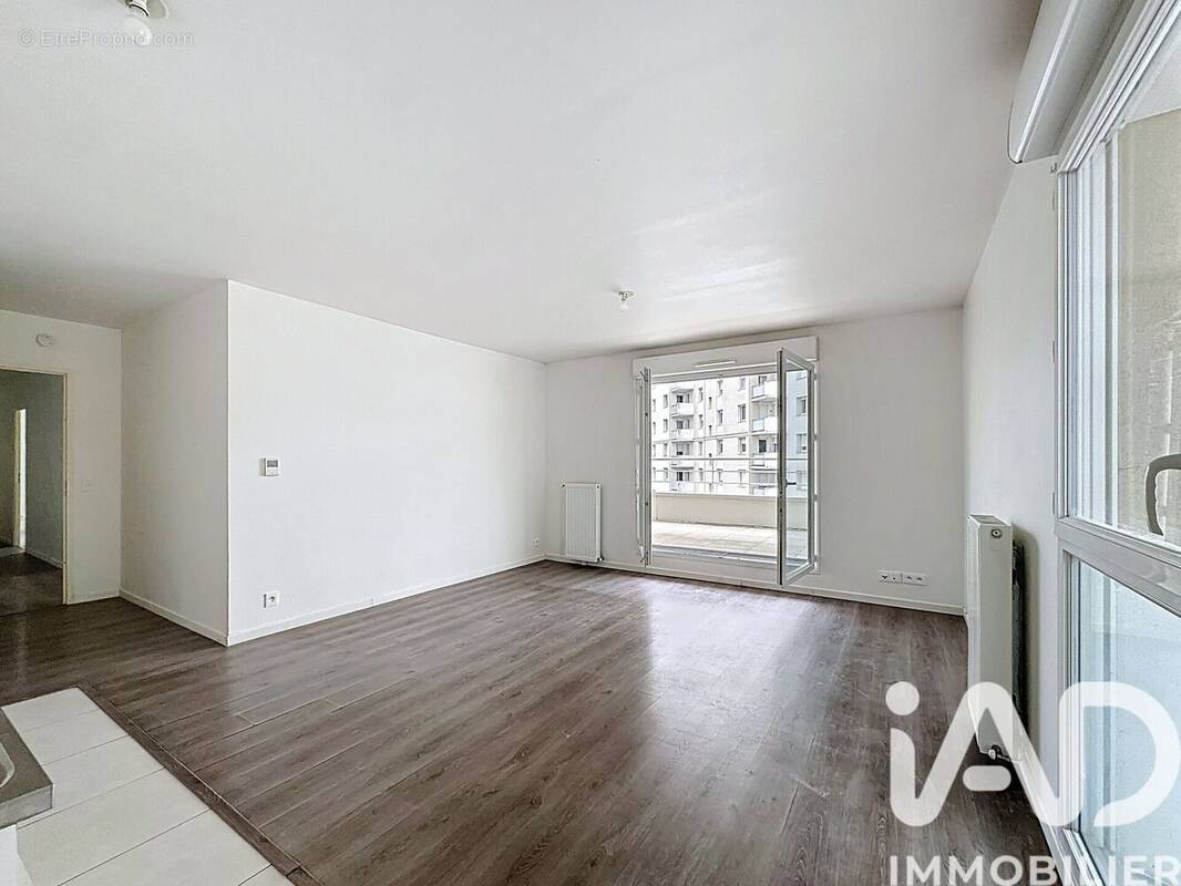 Photo 1 - Appartement à CHELLES