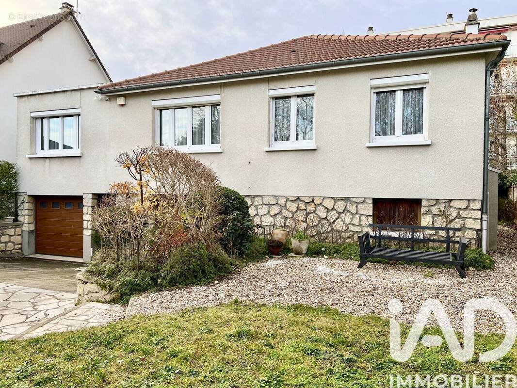 Photo 1 - Maison à CROISSY-SUR-SEINE