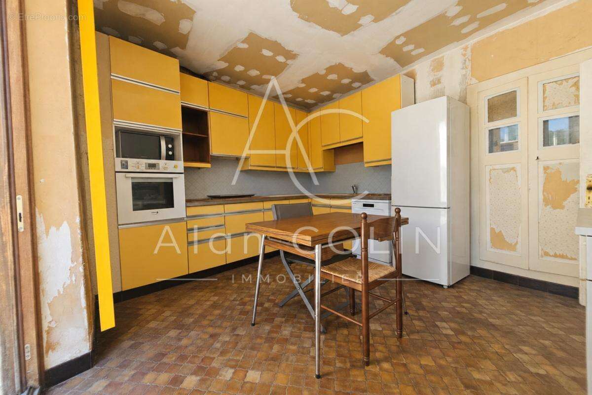Immeuble de caractère à fort potentiel – 246 m² habitables - Sierck Les Bains - photo 5