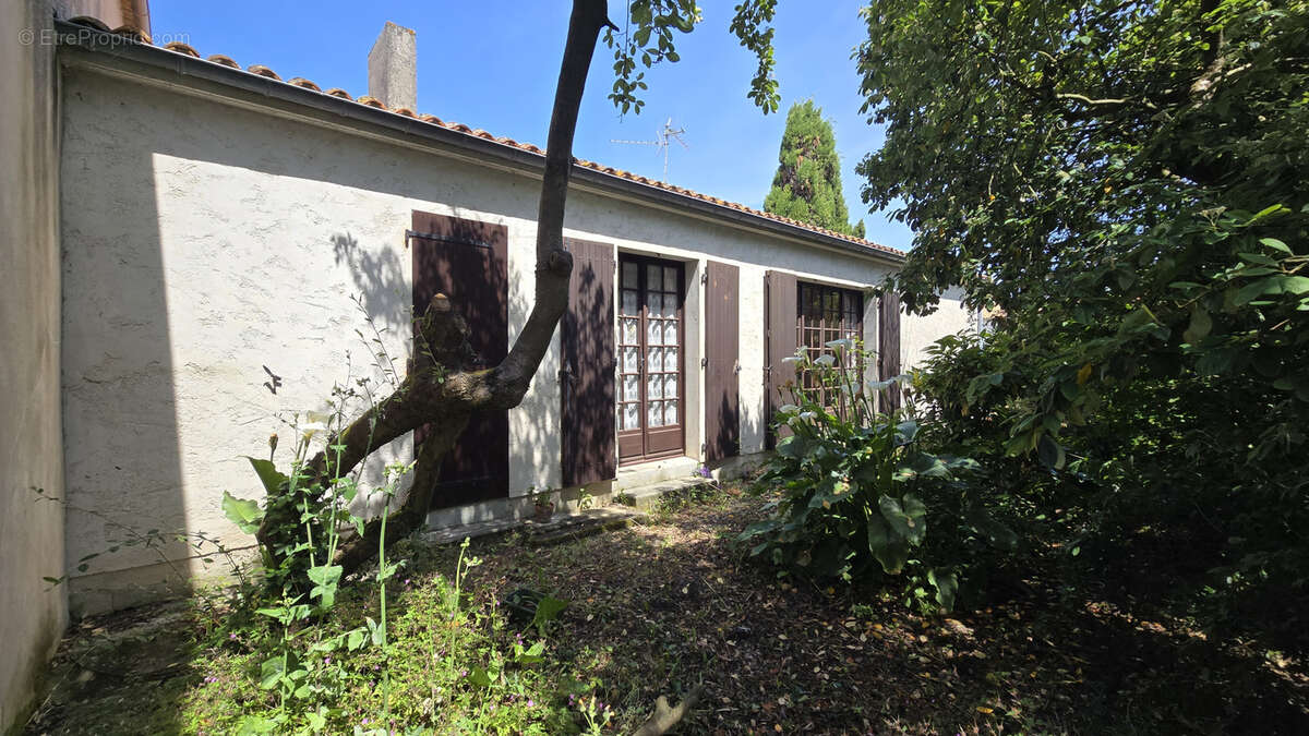 Maison à SAINT-VIVIEN