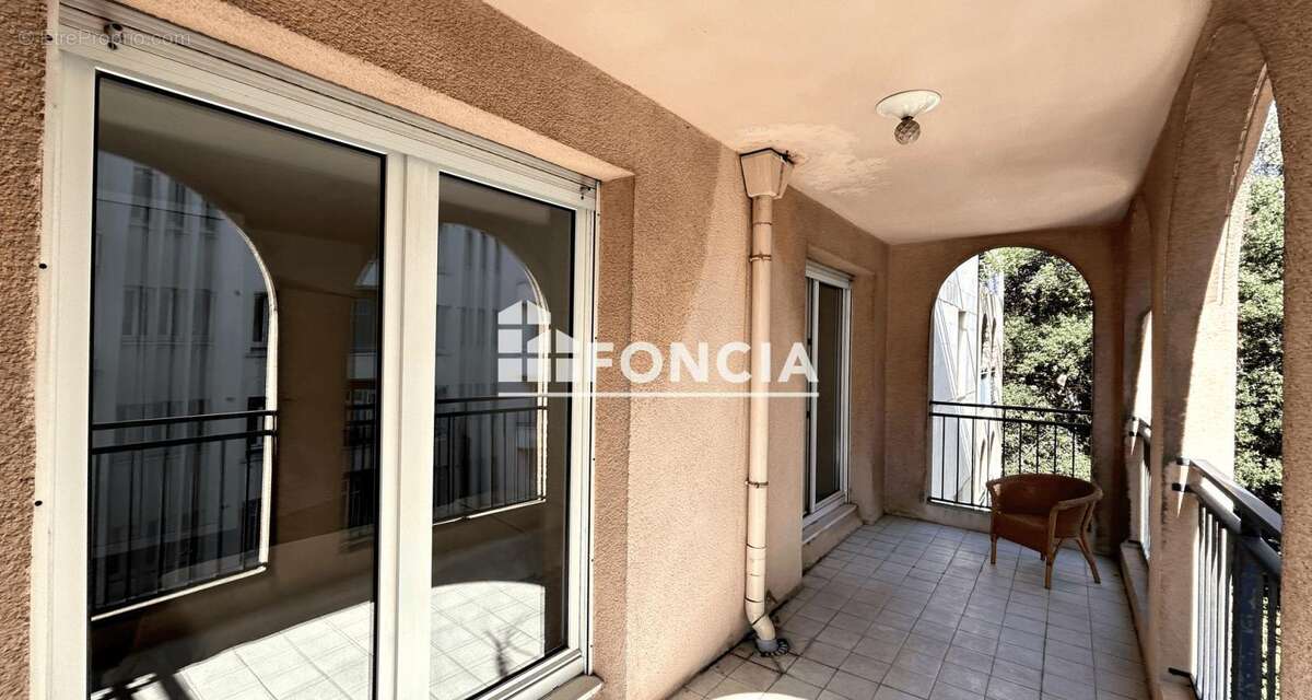 Appartement à MARSEILLE-8E