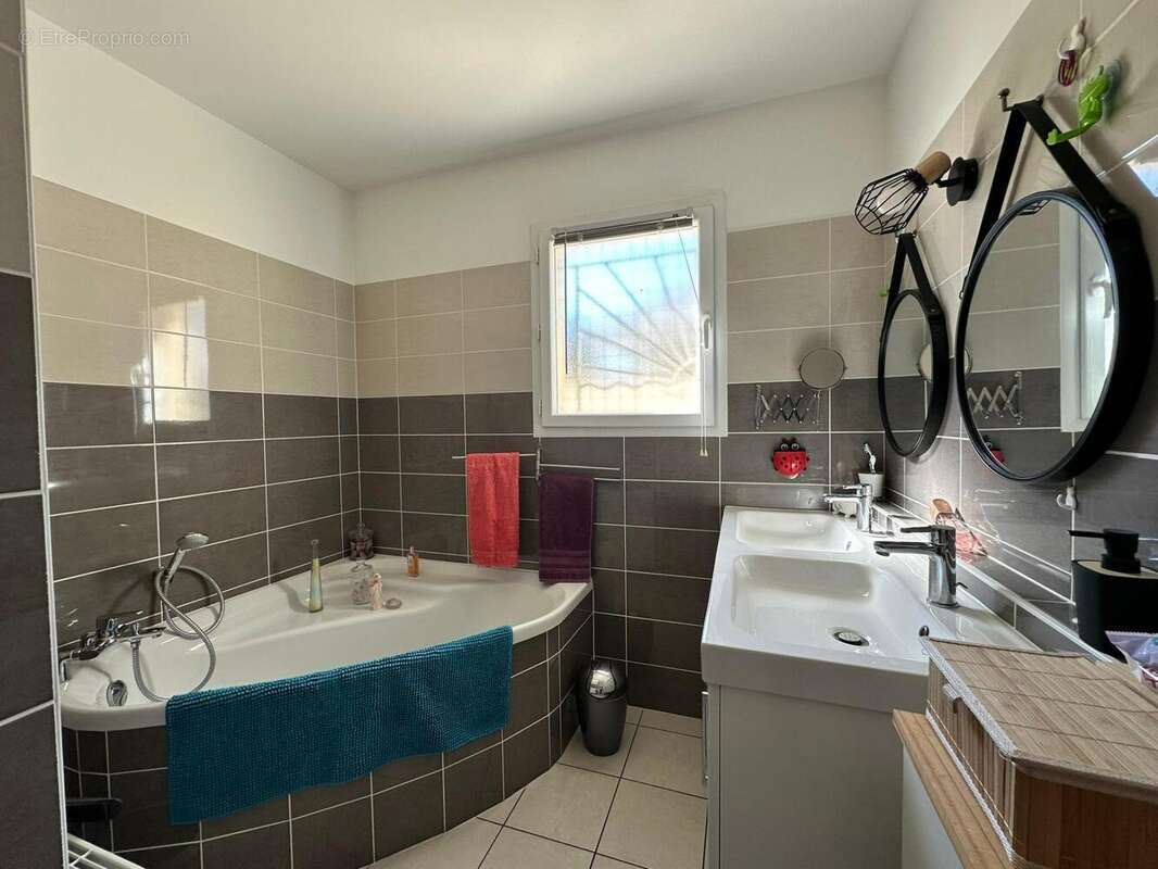 Photo 6 - Maison à BOUTIERS-SAINT-TROJAN