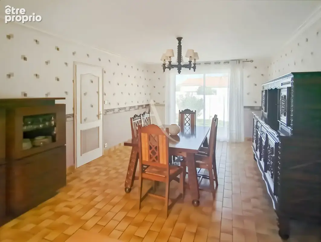 Maison familiale au calme - 3 chambres - garage - à 800 m du centre-ville de Challans - photo 5