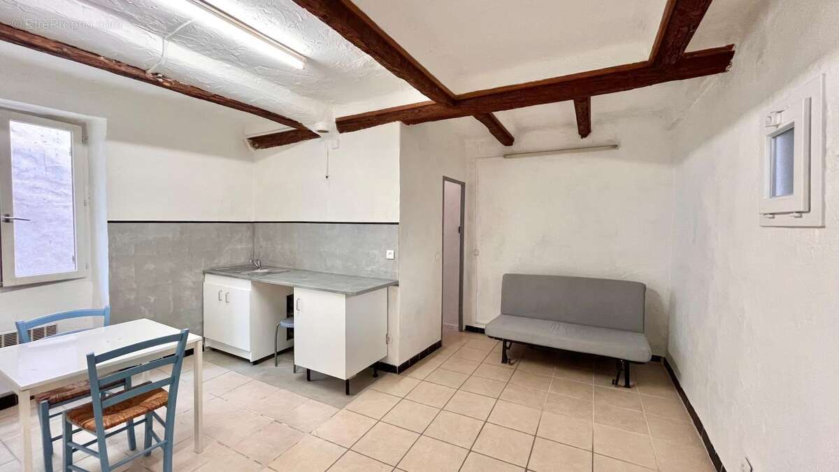 Appartement à MARSEILLE-6E