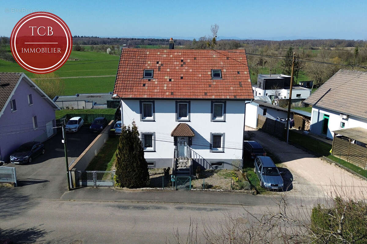 Maison Seppois-le-Bas 5 pièce(s) 136 m2 - photo 2