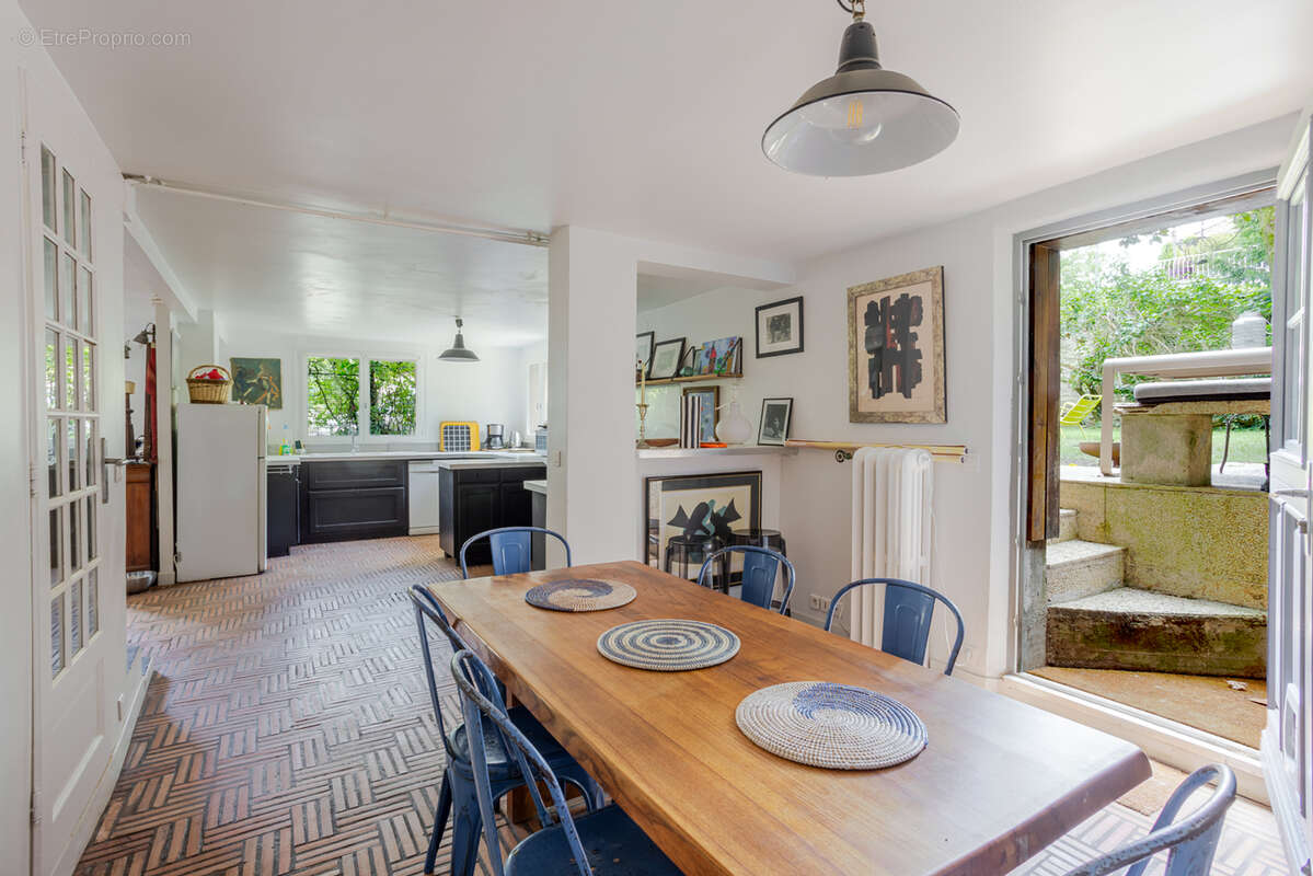 Maison 6 pièces sur terrain de 342m² - photo 3