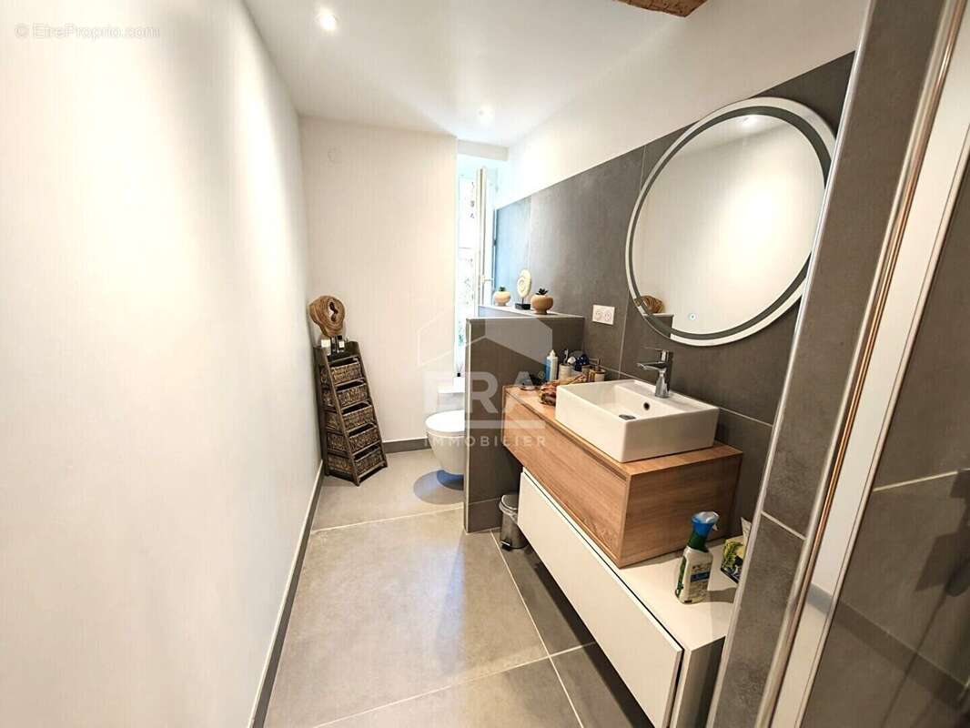 Appartement à HYERES