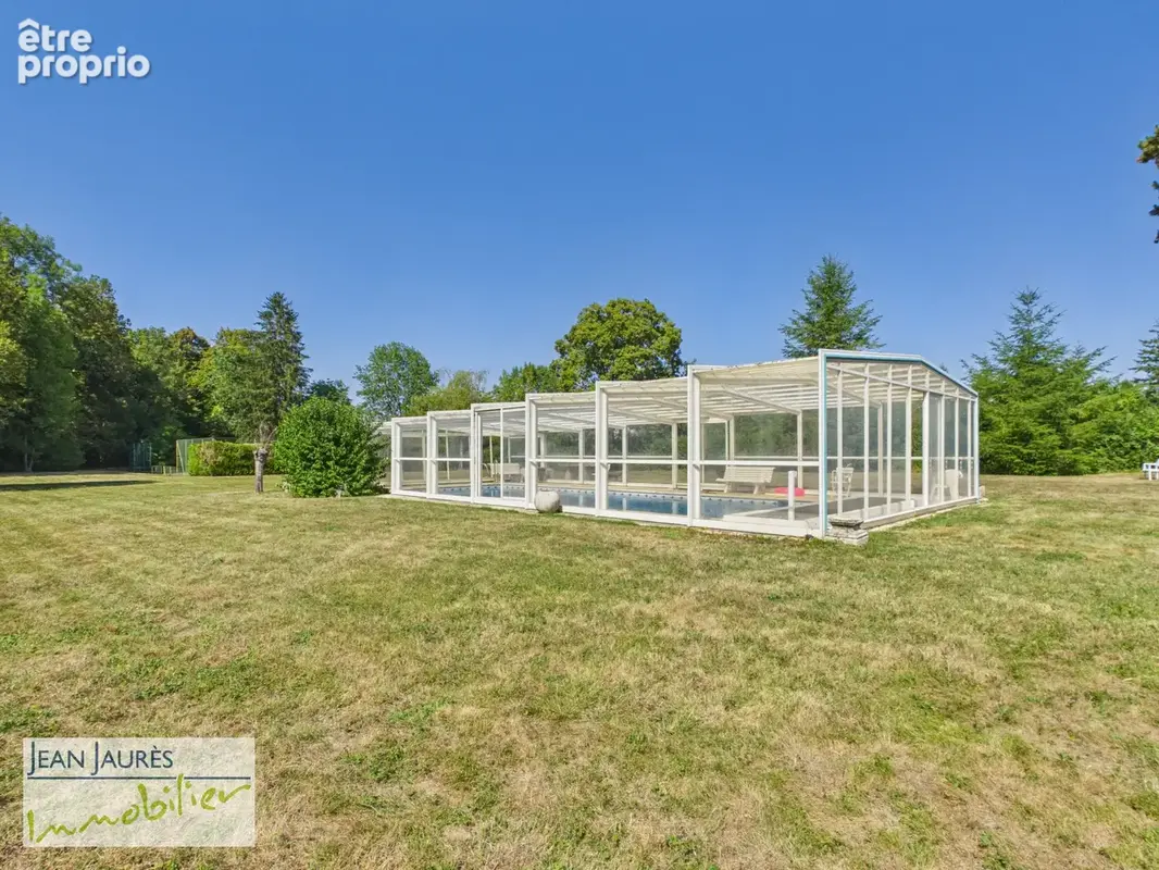 Propriété familiale des années 60 avec parc et piscine - photo 19
