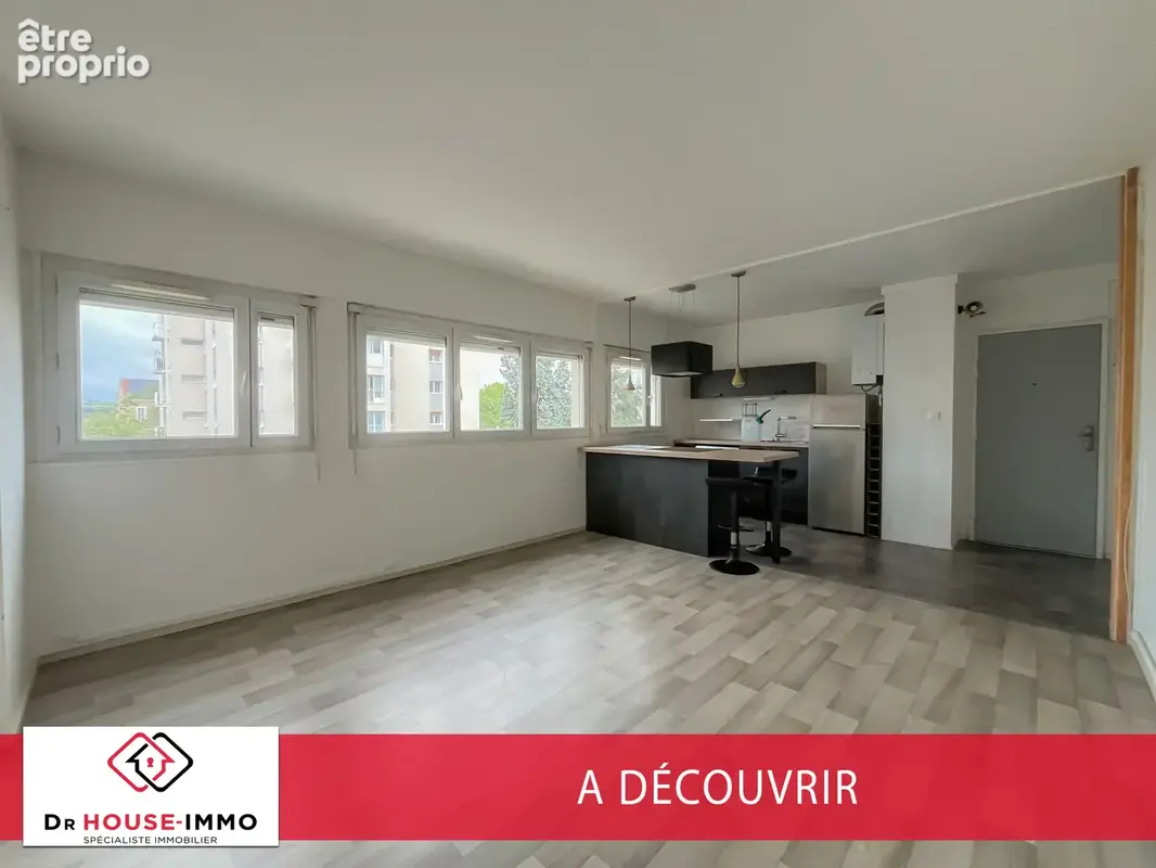 Appartement 4 pièces 84 m² à vendre à Chatellerault (86100) - photo 8