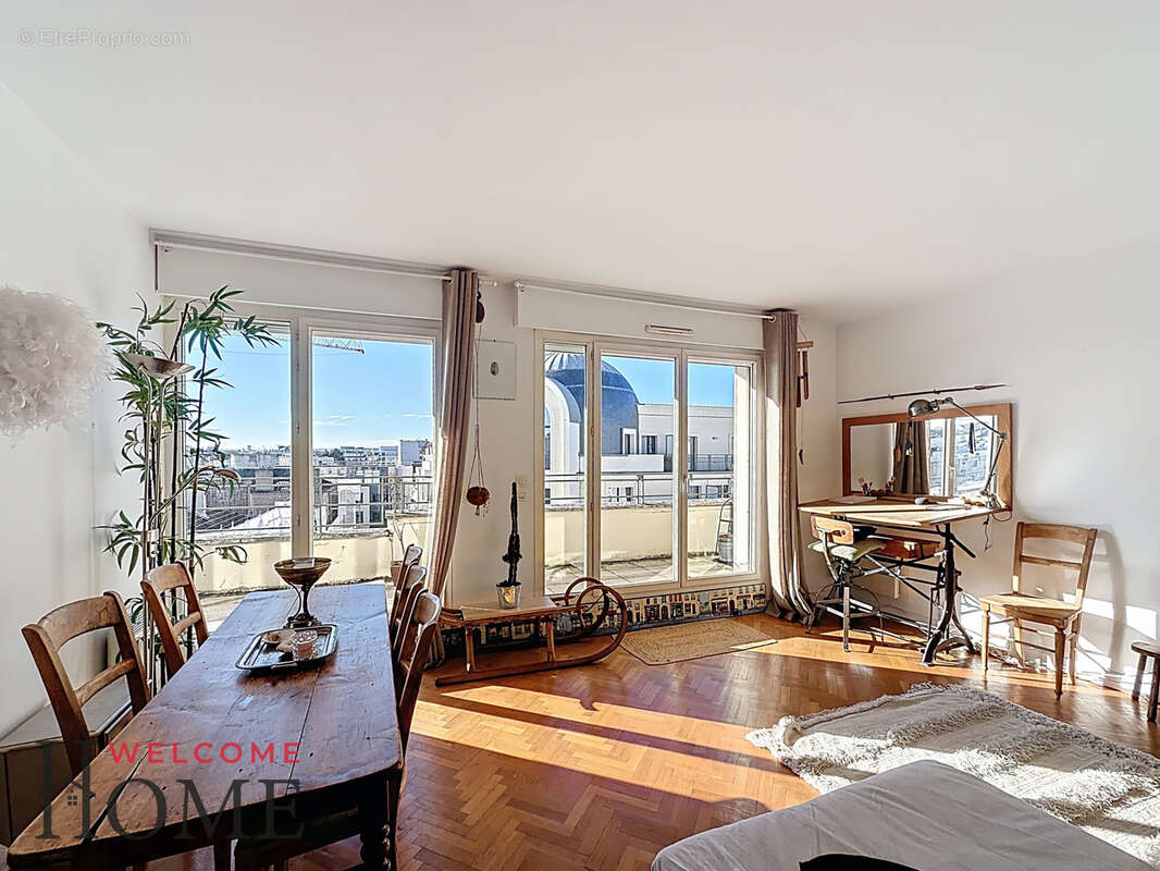 Appartement à LEVALLOIS-PERRET